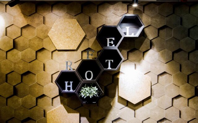 RF Hotel - Zhongxiao