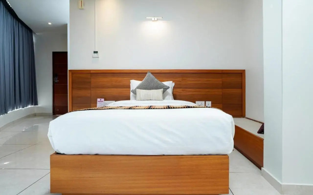 Nexstay River Mouth International