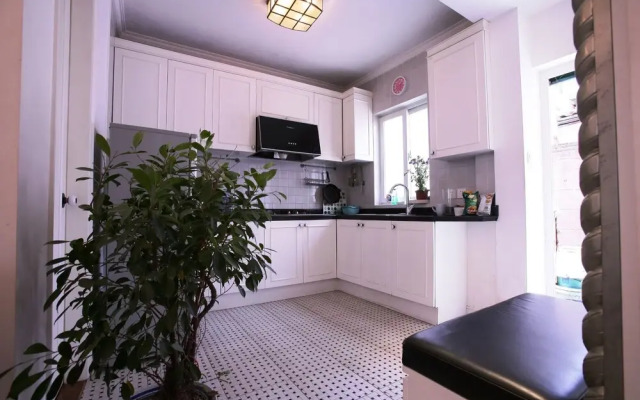Wonderland Yuyuan Rd Designer's Homestay