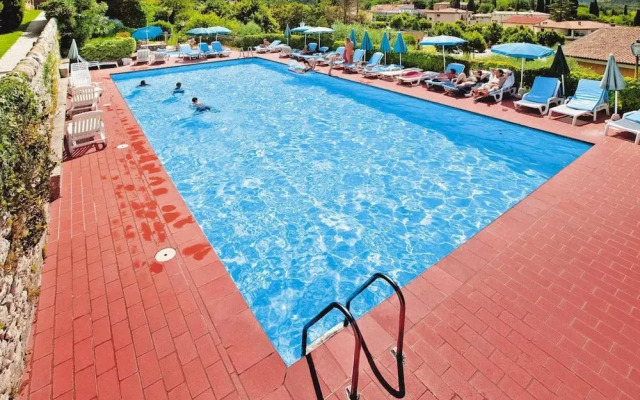 Residence La Filanda in Costermano With Pool