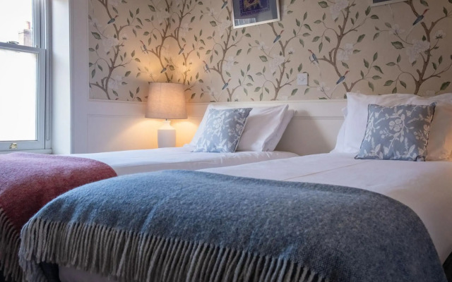 One Holyrood Hotel