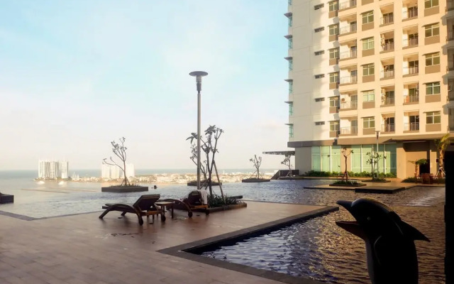 Best View and Spacious 2BR Green Bay Pluit Apartment