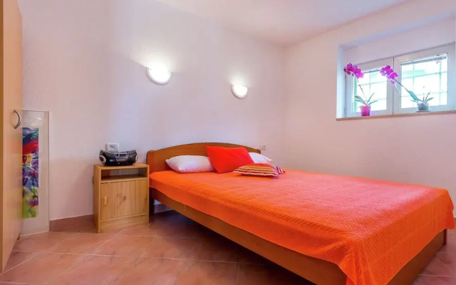 Fascinating Apartment in Medulin near Beach
