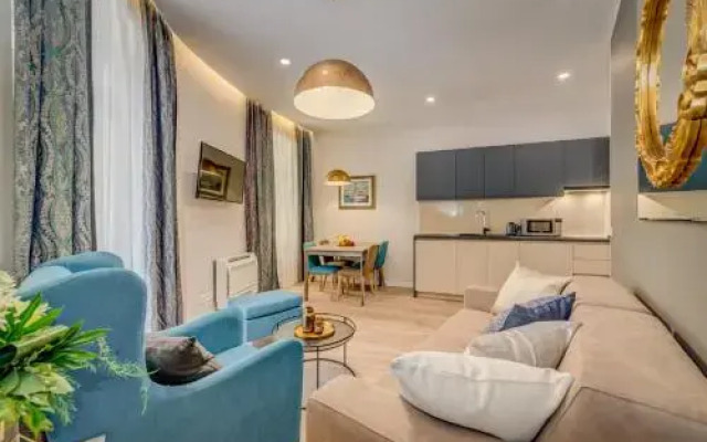 Royal Theatre Apartments
