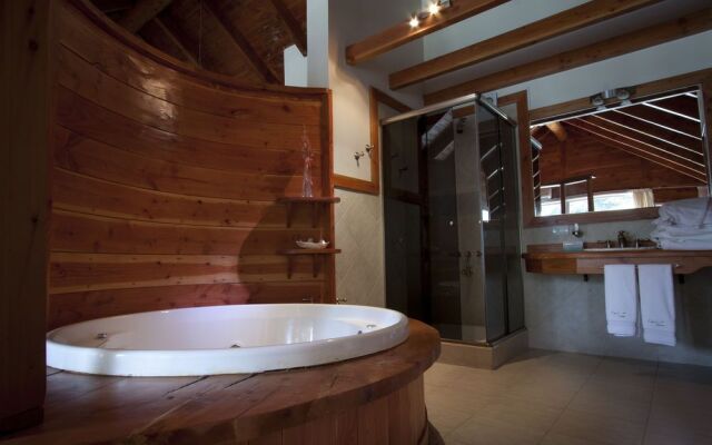 Costa Serena Aparts & Spa