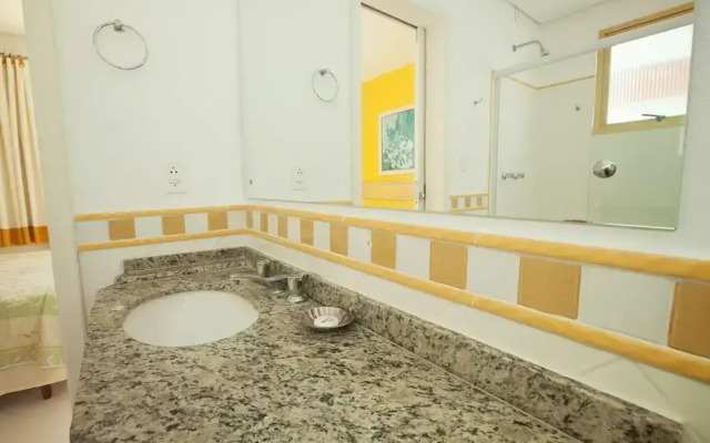 Entremares Residence
