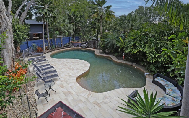 Tropical Villa Bella with Private Pool