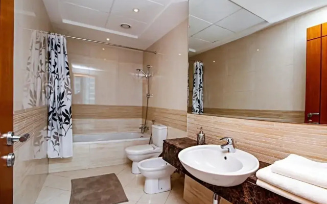 R&H Trident Grand Residences