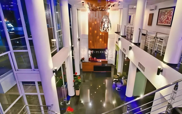 Splash Hotel