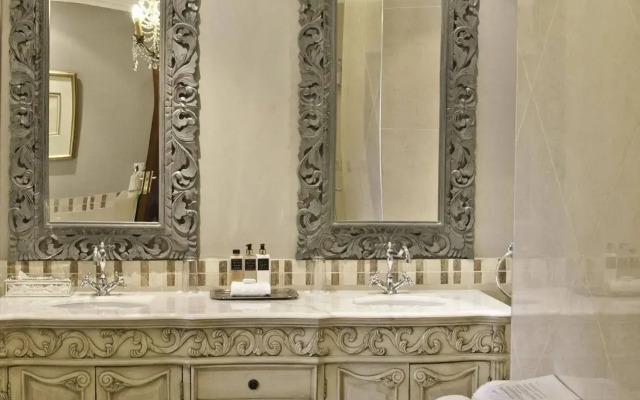 Sandton Boutique Hotel - 28A On Oxford