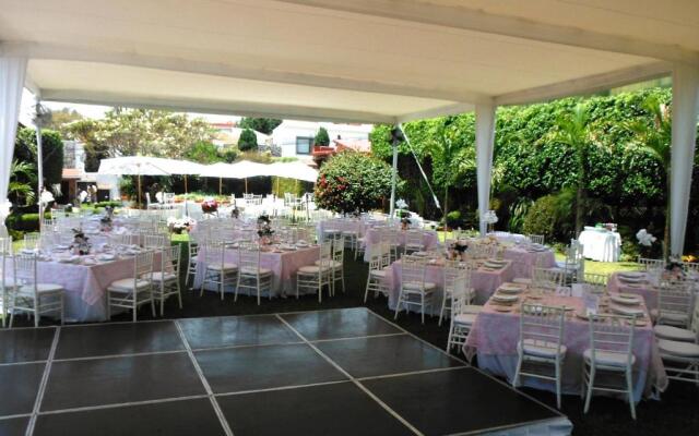 Residencia Jardin Real