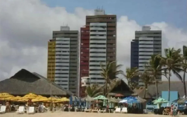 Apartamento 2 suítes lindo e vista mar