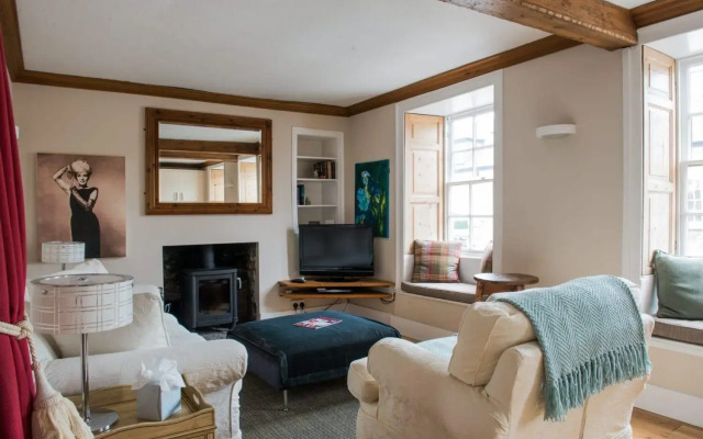 The Bear Hotel, Crickhowell