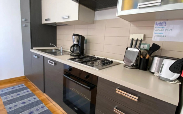 Sunny loft with terrace and A/C in the city centre