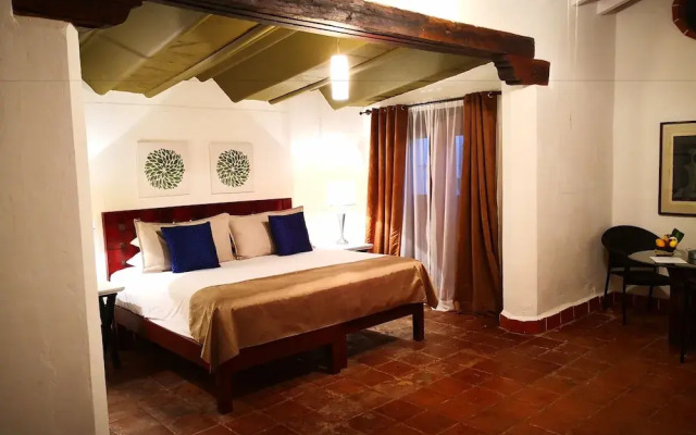 Casa Flor de Mayo