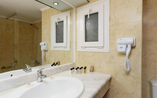 Ariti Grand Hotel Corfu
