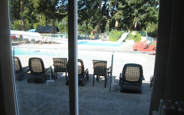 Riverside Resort & RV Park