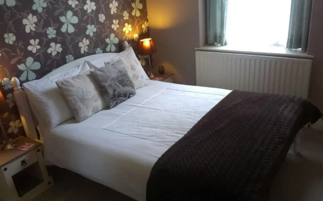 Saffron House Hotel