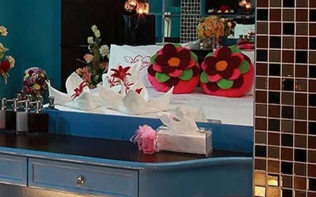 Sweet Love Inn Hotel
