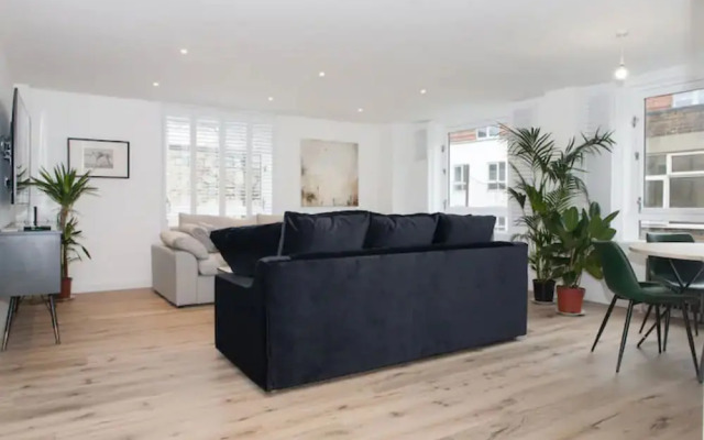 Shoreditch - Immaculate 2 Bedrooms Flat For 6