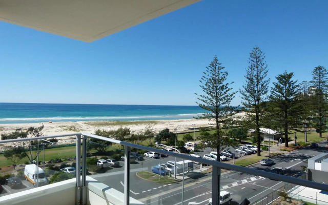 Pure Kirra