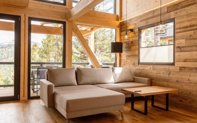 Appealing Chalet With Balcony