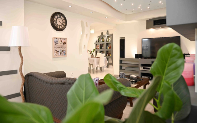 Luxury Villa Amina with private swimming pool
