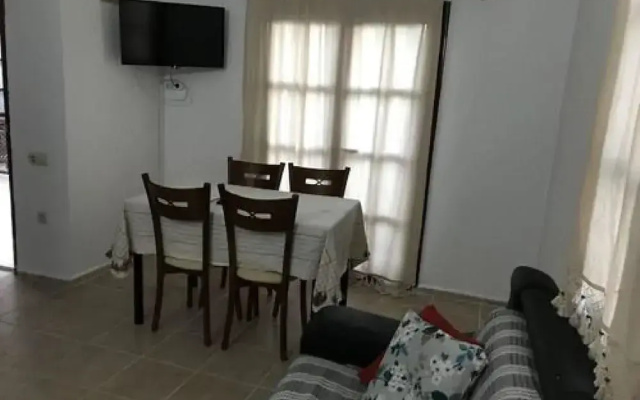 Derin Suite Hotel