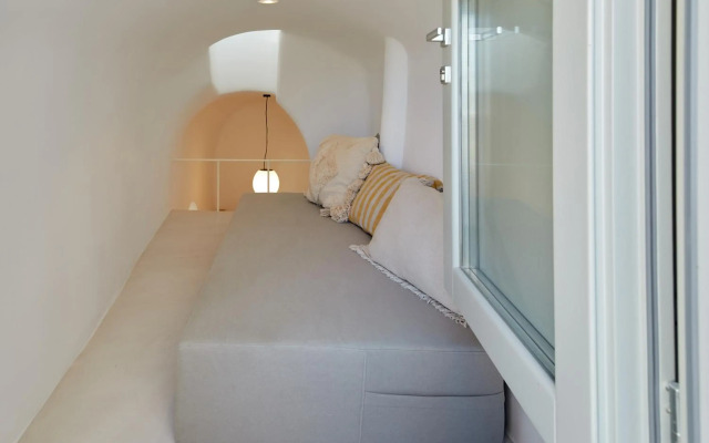 Thiro Villas Santorini