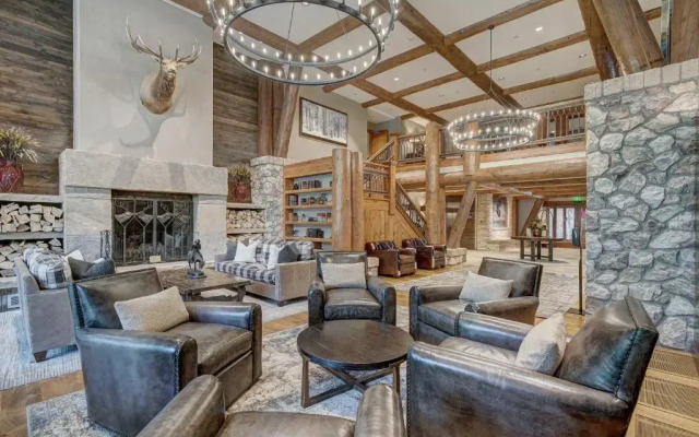 Elkhorn Lodge