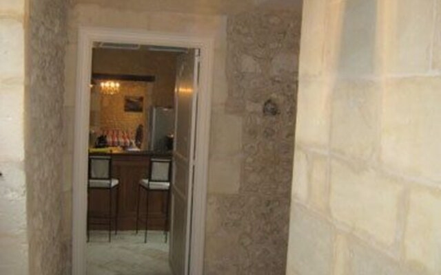 Chateau De Puyrigaud