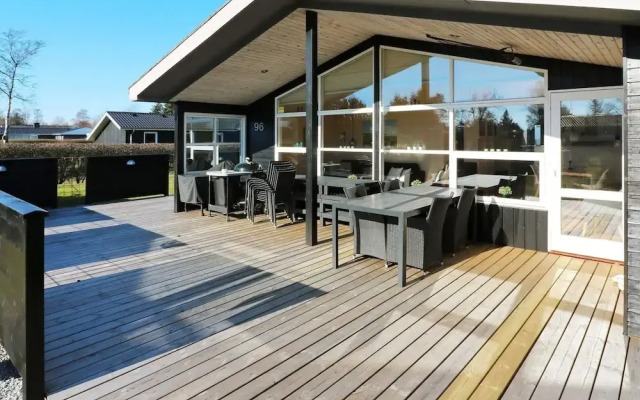6 Person Holiday Home in Hadsund-by Traum