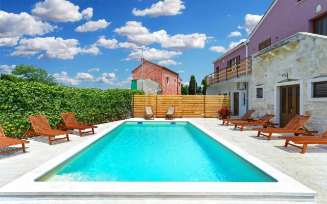 Holiday home Valter 2136