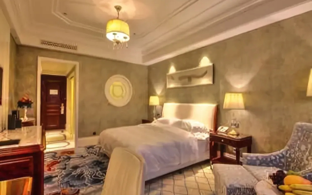 Longcheng Garden Hotel