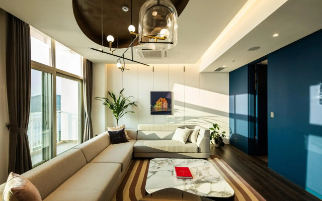 The Weekand Resort