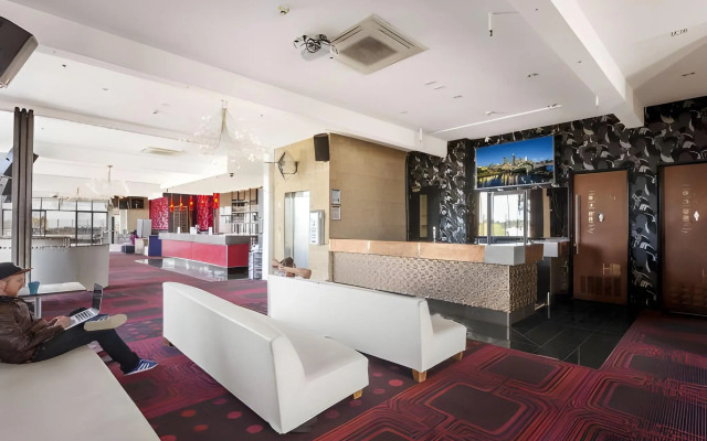 Summer House Backpackers Melbourne