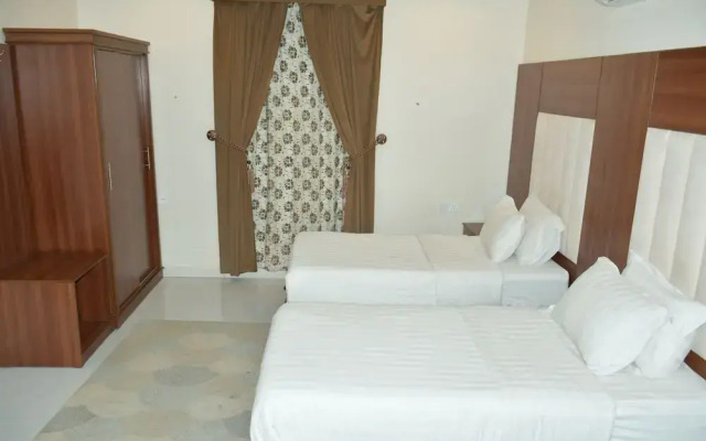 Al Taj Towers Hotel Apartments