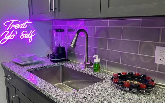 Sexy & Sensual 1BR Escape