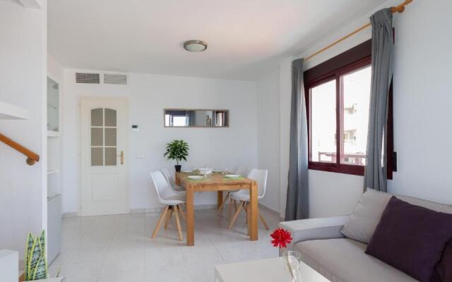 Topacio Penthouse 17a - Costa Carpediem