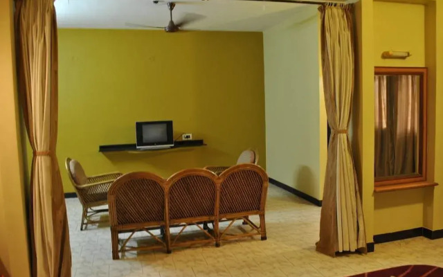 Hotel B M Shree Residency