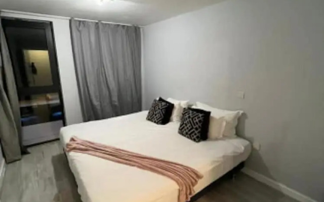 Luxury 9ine Lux Cosy 2 Bedroom Apartment