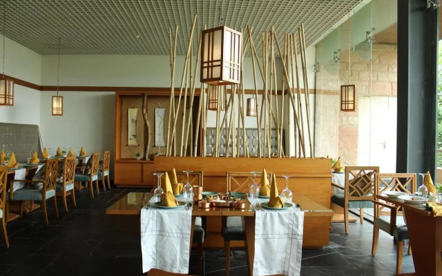 Taj Damdama Lake Resort & Spa, Gurugram