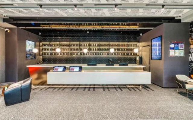 Ibis Hotel (Hangzhou West Lake Jiefang Road)