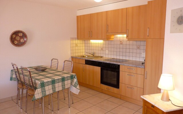 La R ze No 5 Leytron