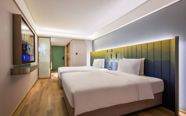 Xi'an Bell Tower South Gate Manxin Hotel