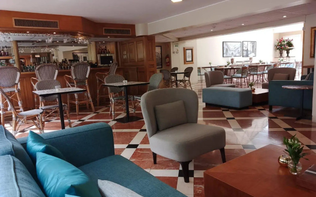 Suites del Bosque Hotel
