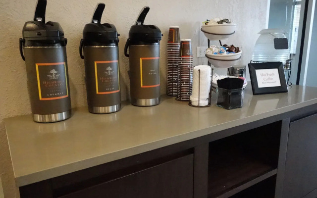 Country Inn & Suites by Radisson, Sidney, NE