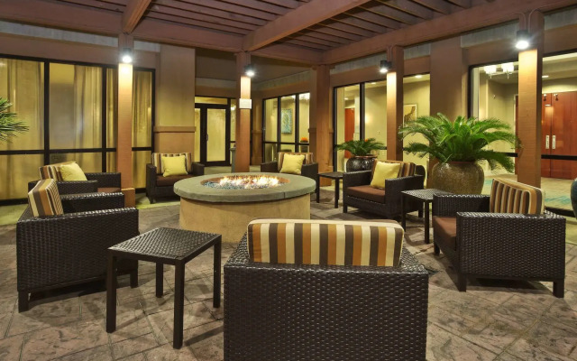 Courtyard by Marriott Gulfport Beachfront