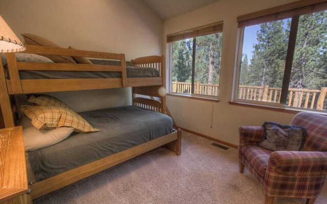 Truckee River Lodge
