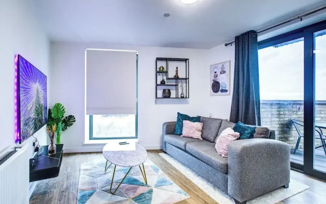 Luxe Apartment by Excel/ London City Airport